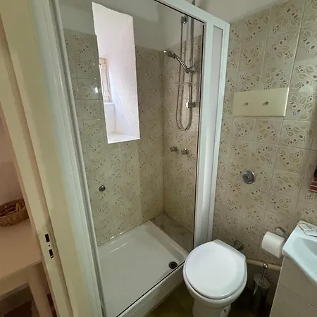 November House شقة تْشيفالو